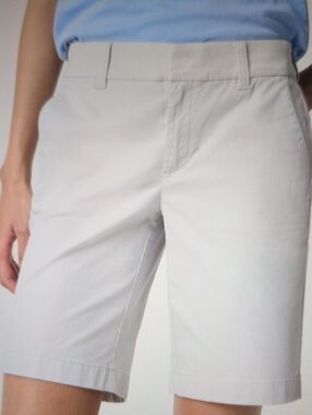 J. Crew 9" Frankie Bermuda Chino Shorts